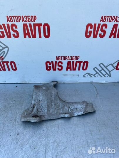 Тепловой экран Chevrolet Cruze седан A14NET 1.4 L