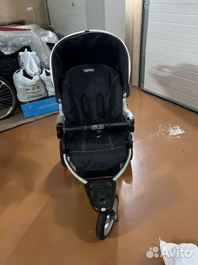 Прогулочная коляска