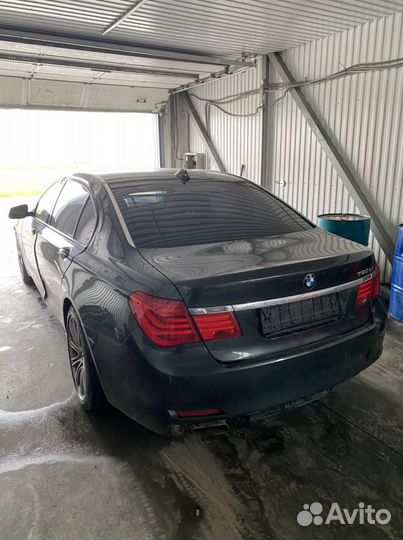 Разбор BMW 7 f01 f02 N54B30 задний привод