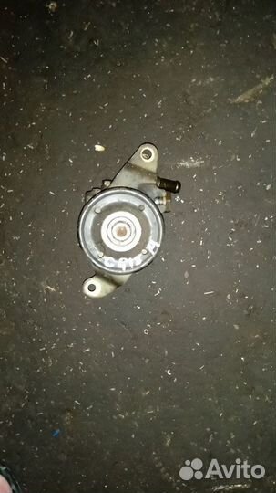 Гидроусилитель на nissan cube Z10 CG13