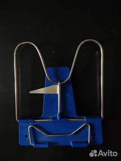 Подставка для книг