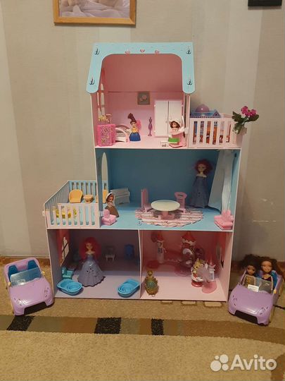 Домик кукольный