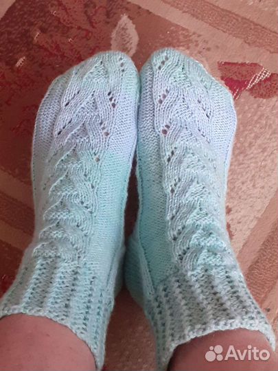 Новые носки ручной вязки