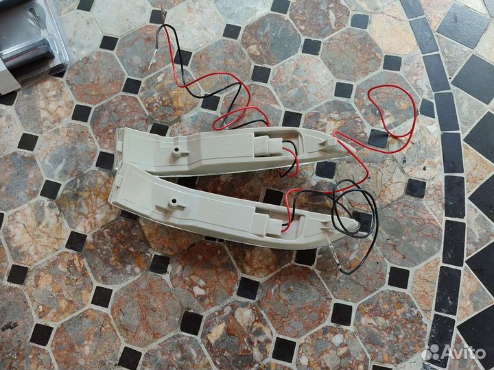 Поворотники на hyundai ix35 зеркала заднего вида