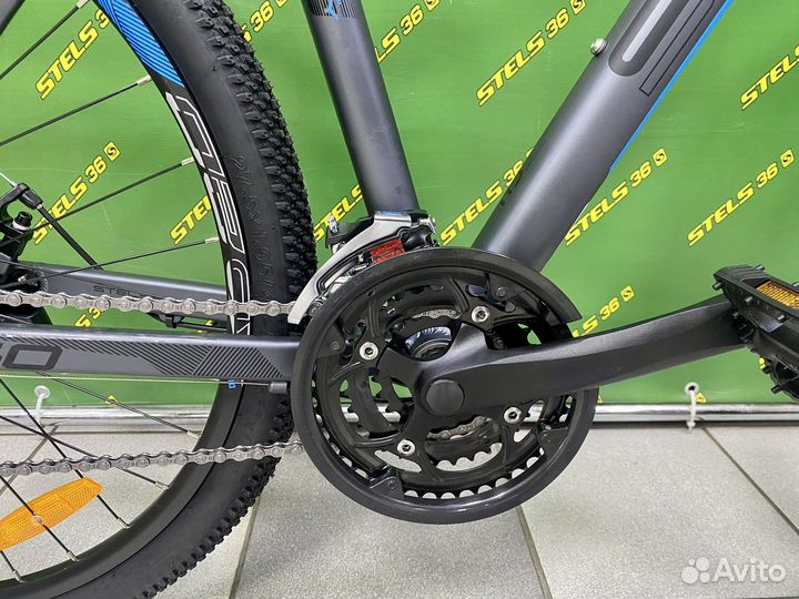 Велосипед горный Stels Navigator-750 MD 27.5