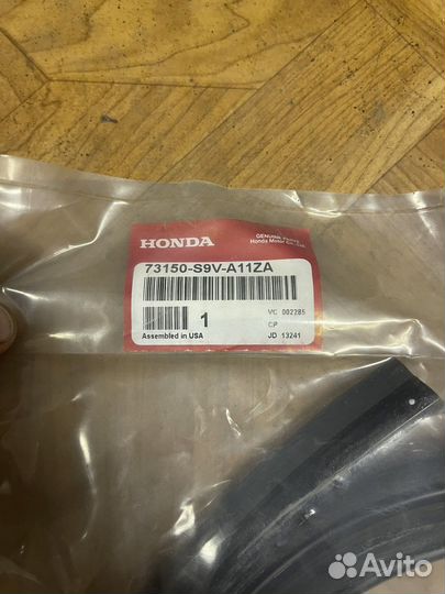 Молдинг стекла лобового 73150-s9v-a11za