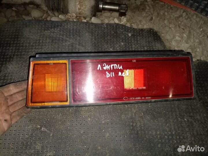 Фонарь левый Nissan Langley N12