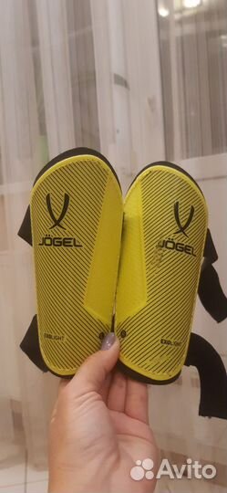 Защита футбольная XS