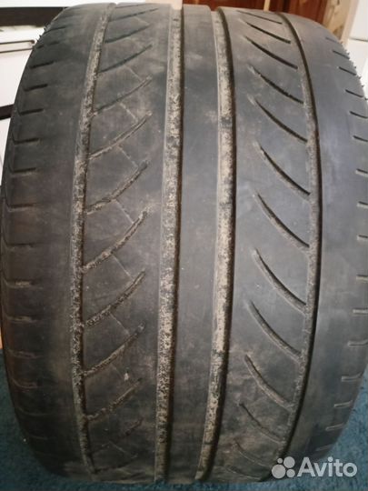 Bridgestone Potenza S02A 285/30 R18