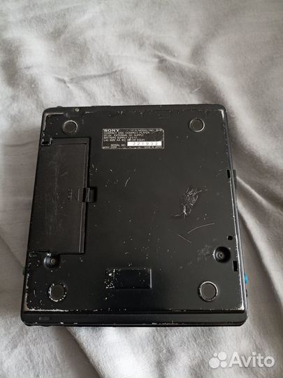 Портативный cd плеер Sony Discman D-90