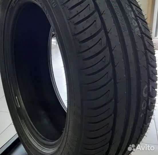 Contyre Megapolis 3 195/55 R15