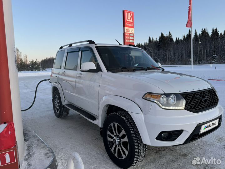 УАЗ Patriot 2.7 МТ, 2015, 71 000 км