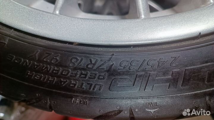 Kormoran U 225/40 R18 и 225/40 R18