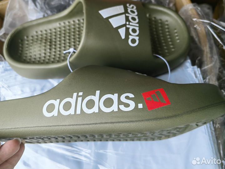 Шлепки Adidas