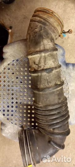 Патрубок воздушного фильтра toyota Prado 3.0 TD 1K