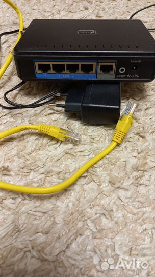 Вай фай роутер D-link бу с кабелями