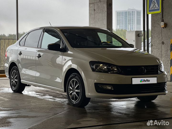 Volkswagen Polo 1.6 МТ, 2015, 159 800 км