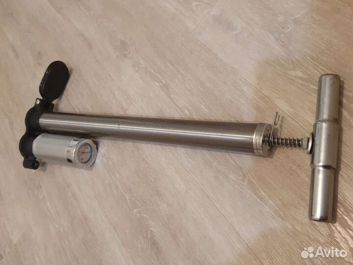 Насос для автомобиля