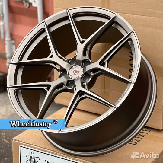 Кованые диски R21 Vossen BMW M5 F90