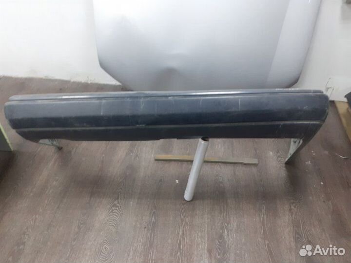 Бампер задний Mercedes-Benz E-Class 124