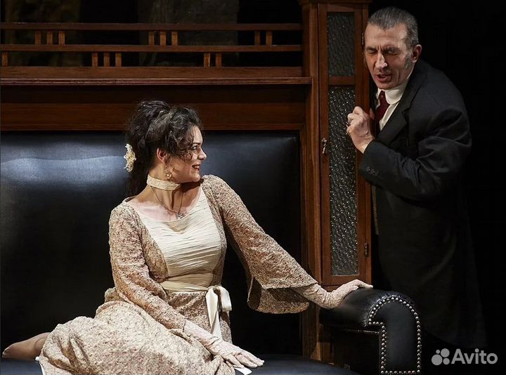 Билеты в театр Вл Маяковского (Билетов много)