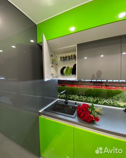 П образная кухня на заказ. Фабрика в Челябинске