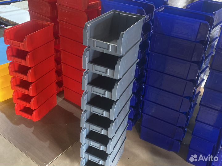 Ящик пластиковый, контейнеры