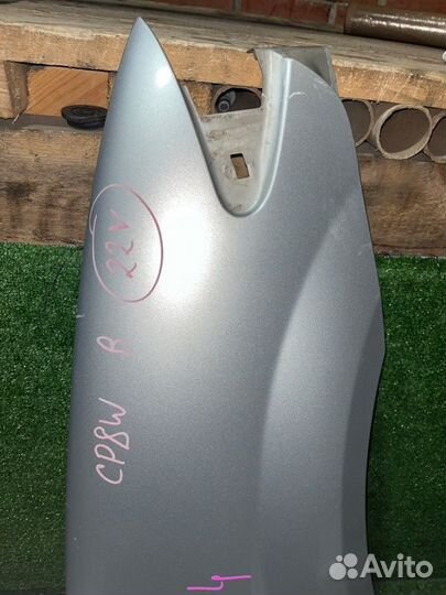 Крыло переднее правое Mazda Premacy CP8W