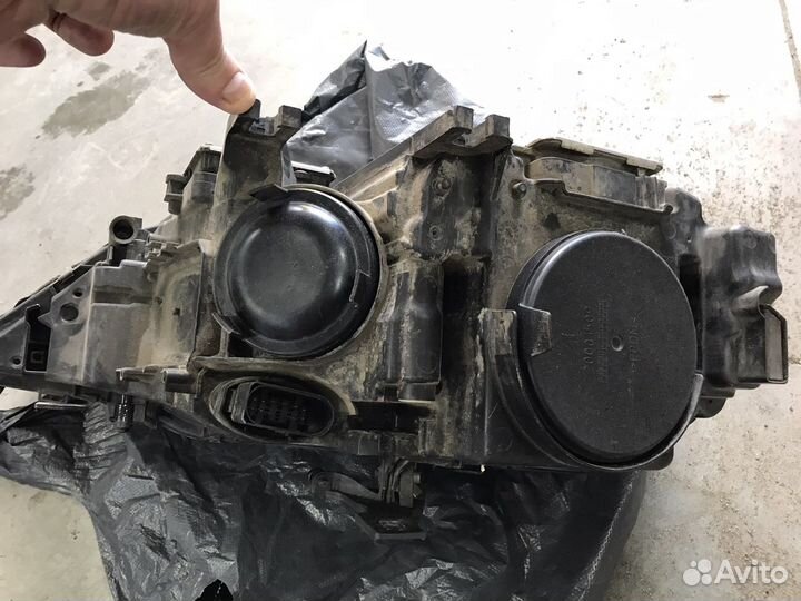 Фара Audi A4 правая Рестайлинг оригинал ксенон