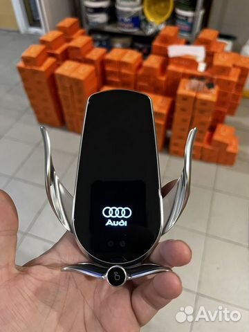 Держатель зарядка Audi для телефона объявление продам
