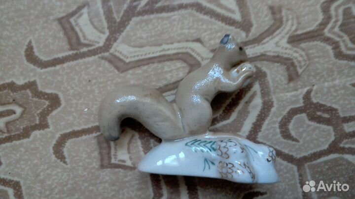 Фарфоровые статуэтки-фигурки