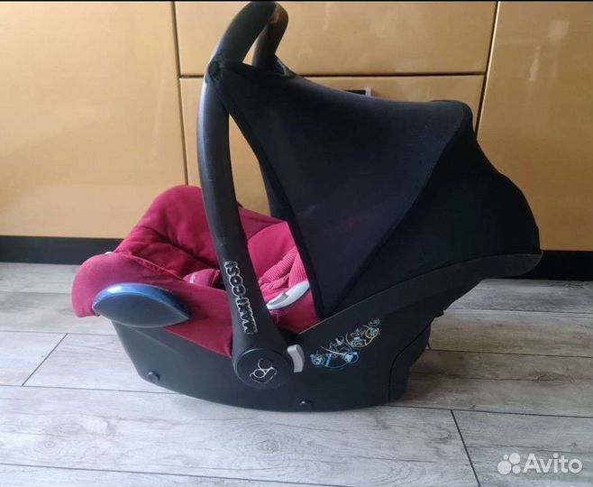Автокресло Maxi-Cosi Cabrio Fix