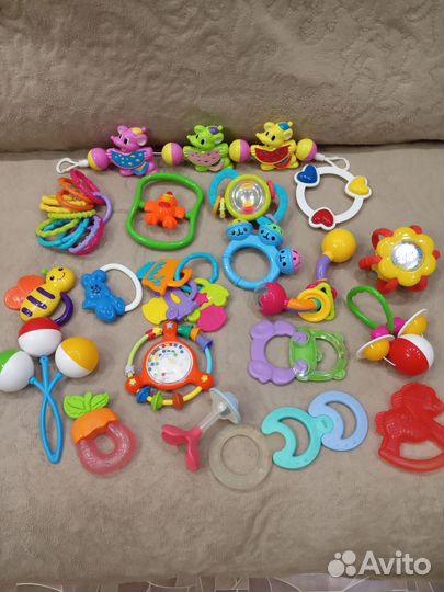 Игрушки погремушки пакетом
