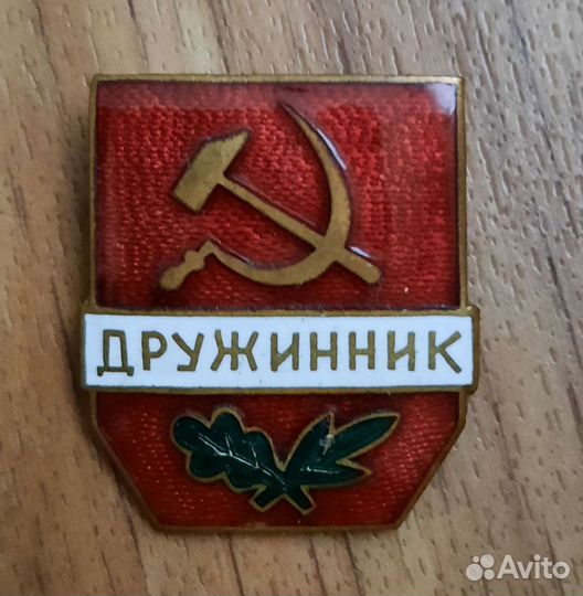 Значки тяжелый металл