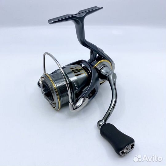 Катушка daiwa 23 airity LT2500S-XH