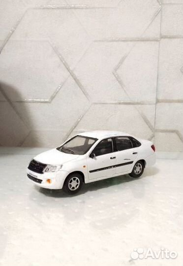Моделька LADA granta