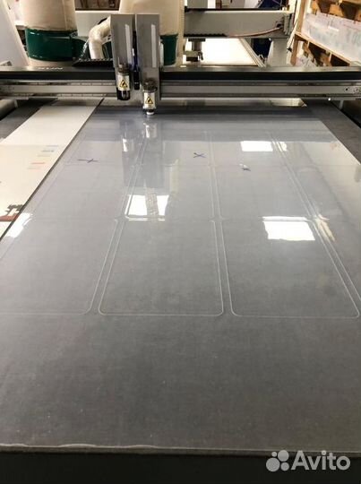 Планшетный режущий плоттер T-CUT DC 2525 PRO