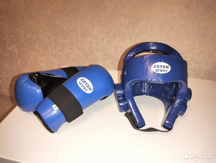 Защита для тхэквондо шлем