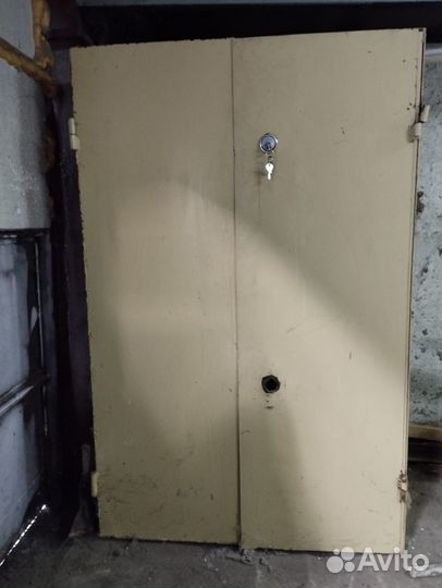 Шкаф металлический