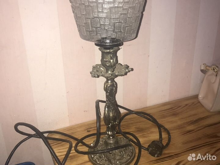 Винтажная настольная лампа