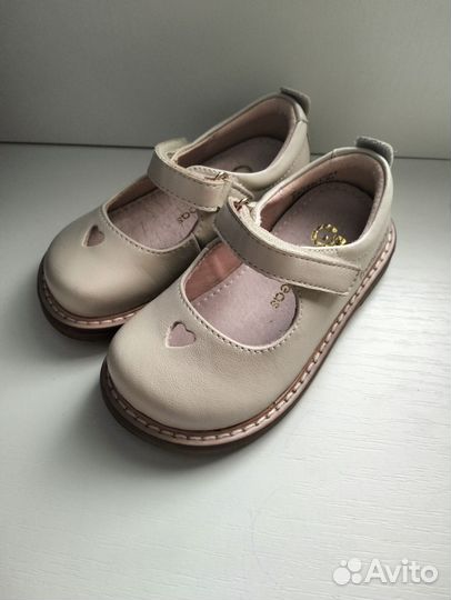 Сандалии для девочки