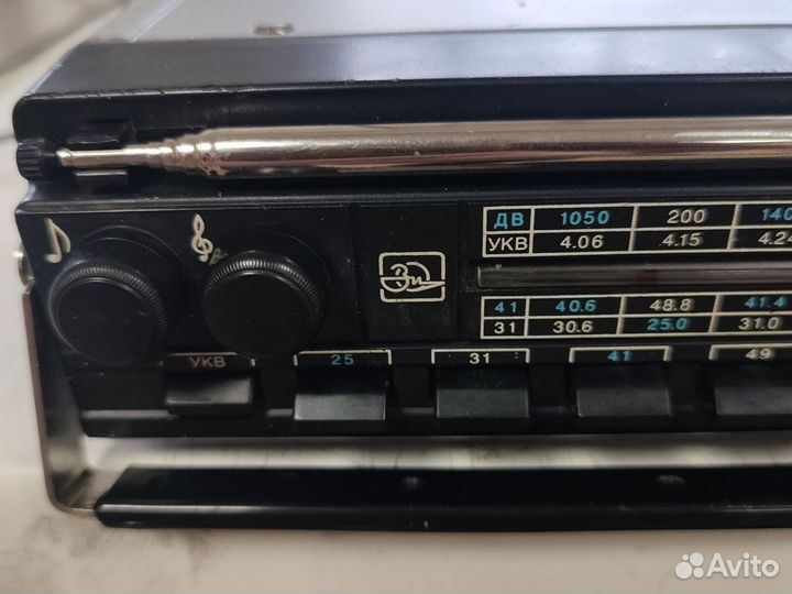 Автомомобильный радиприемник СССР Урал авто-2