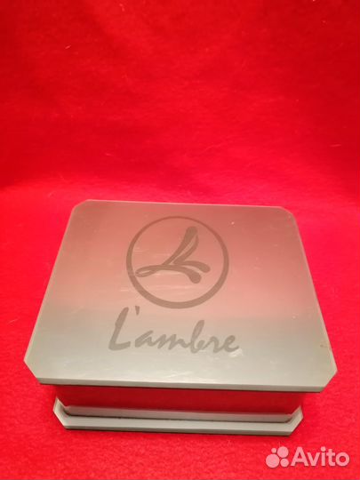 Тестерная шкатулка французской компании Lambre