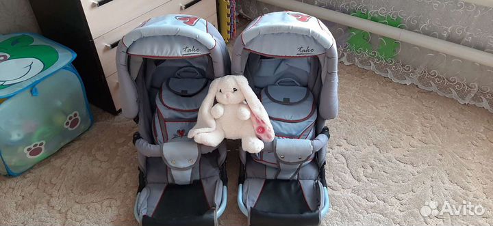 Коляска для двойни