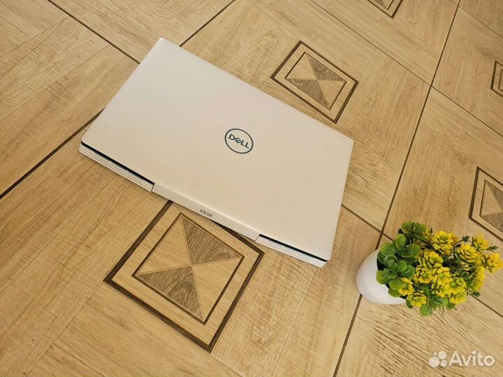 Как новый, игровой GTX1650. IPS. 16GB/SSD/15,6