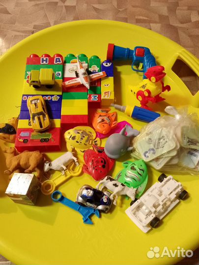 Игрушки. большой пакет