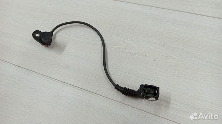 Датчик положения распредвала BMW X5 E53 N62 4.4