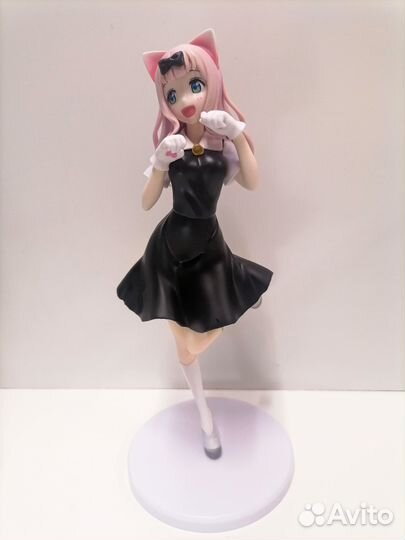 Фигурки девушек аниме