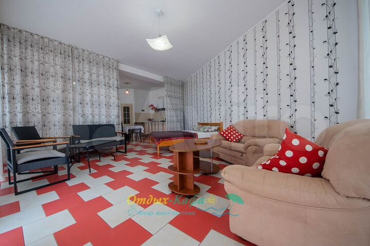 1-к. квартира, 61 м², 1/4 эт.