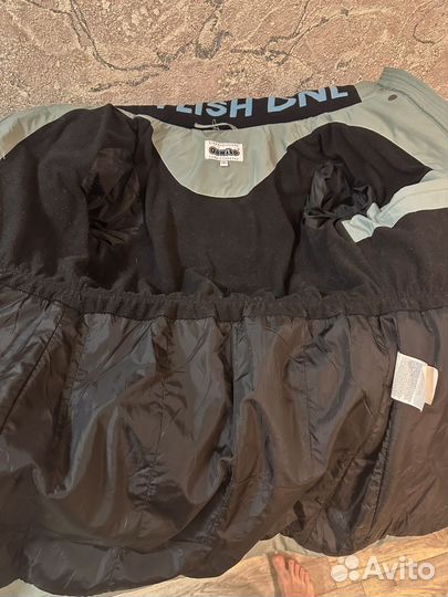 Пуховик теплая куртка зимняя 152 см